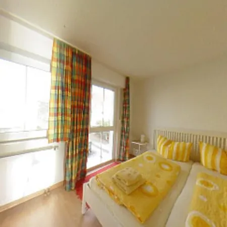 Haus Victoria Strandgut Ferienwohnung 04 Apartment Sassnitz